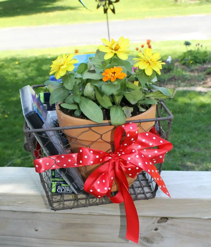 DIY Teacher Appreciation Gift Basket