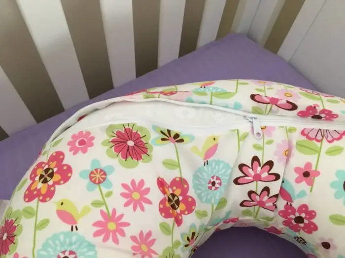 Every Mom-to-Be Needs a Boppy Pillow ? Summer Baby Soiree