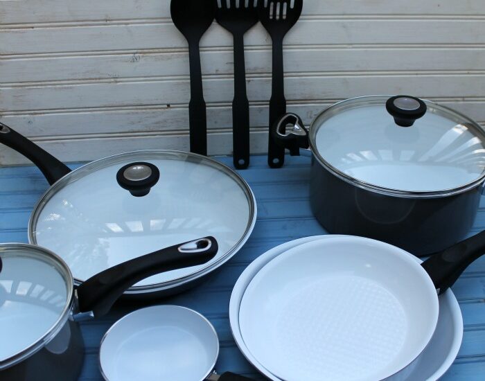 Farberware purECOok Nonstick Ceramic 12-pc. Cookware Set