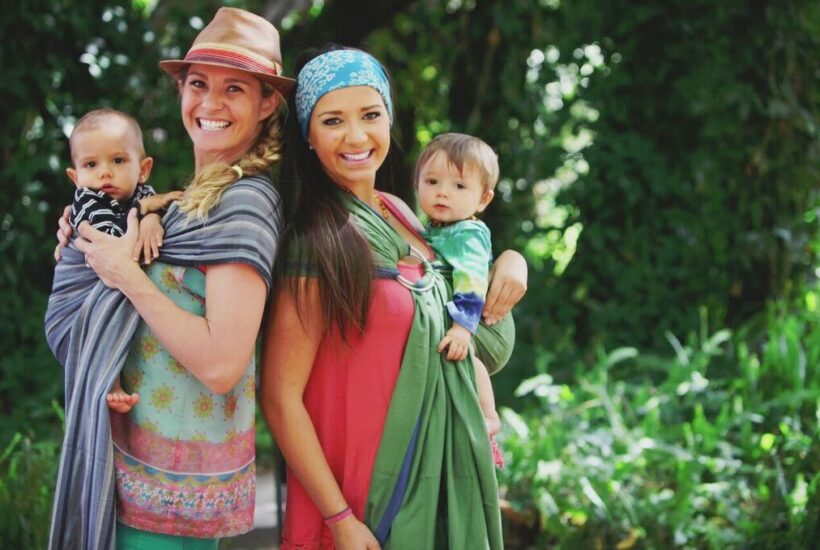 Hip Baby Wrap Lets You Tote Your Baby Comfortably and in Style