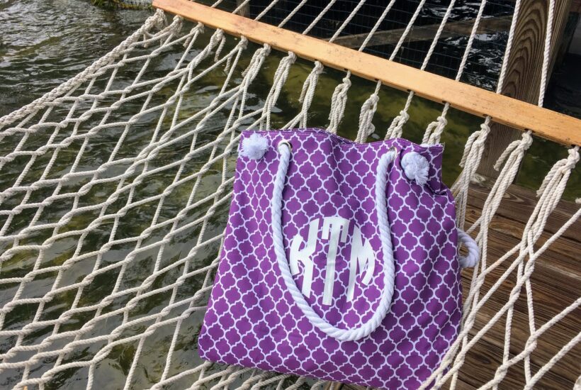 Adorable & Afordable Monogrammed Summer Totes From Krafty Chix