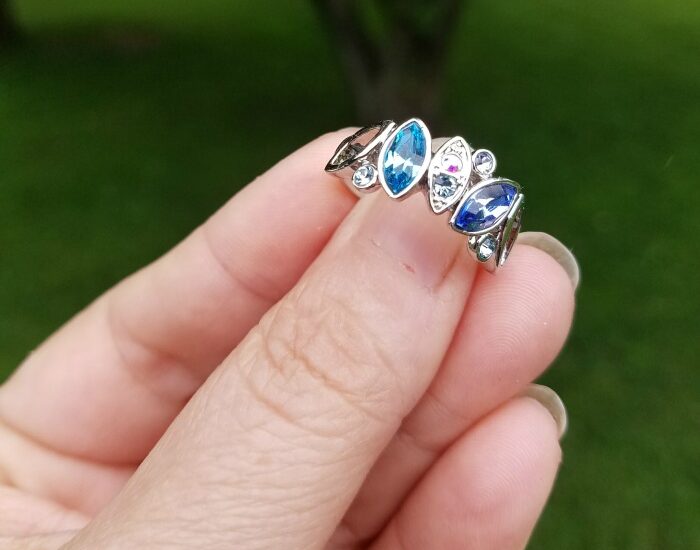 7 Charming Sisters Offers Beautiful and Affordable Jewelry