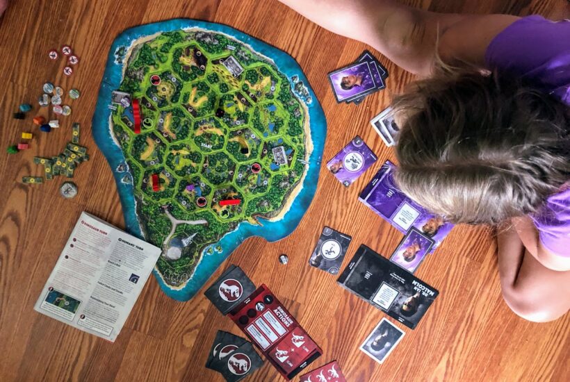New Board Game – Jurassic Park DANGER!