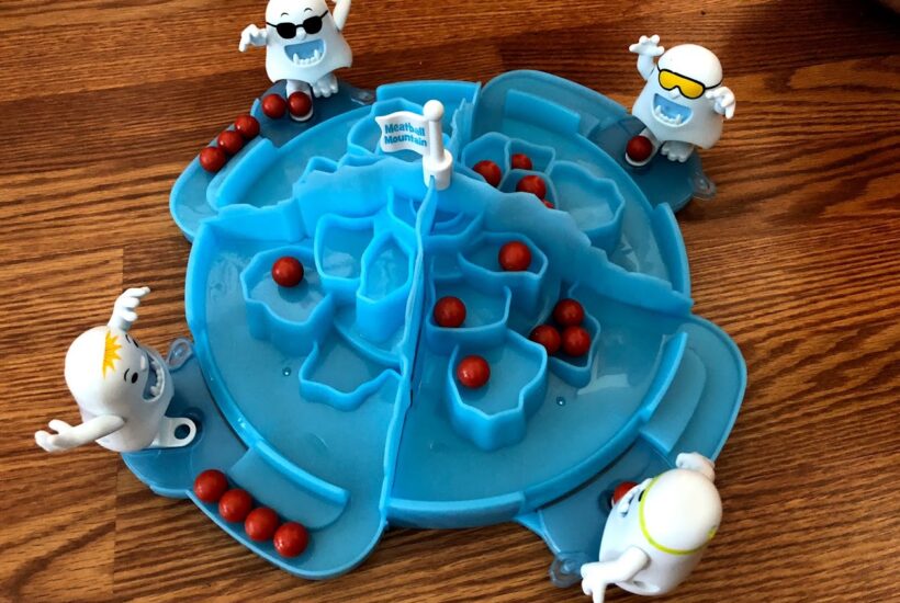 NEW Board Game: Yeti, Set, Go!