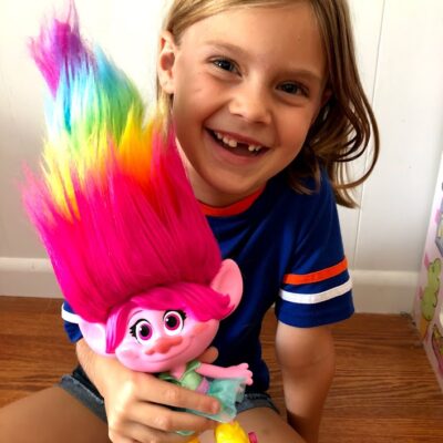 DreamWorks Trolls New Episodes on Netflix & Trolls Toys!