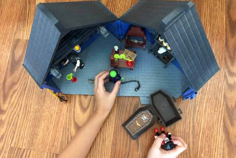 NEW Take Along Haunted House from PLAYMOBIL