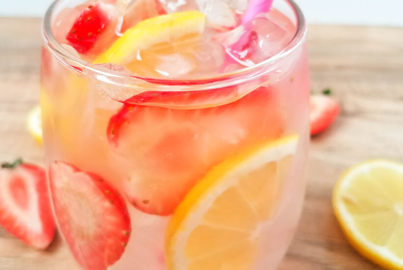 Pink Lemonade Moscato Cocktail Recipe