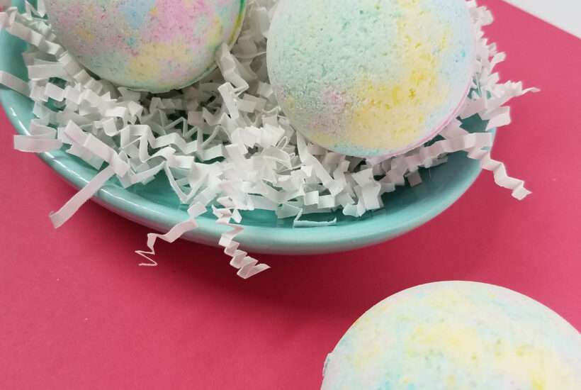make your own Unicorn Bath Bombs