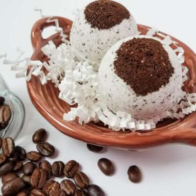 DIY Hazelnut Coffee Bath Bombs