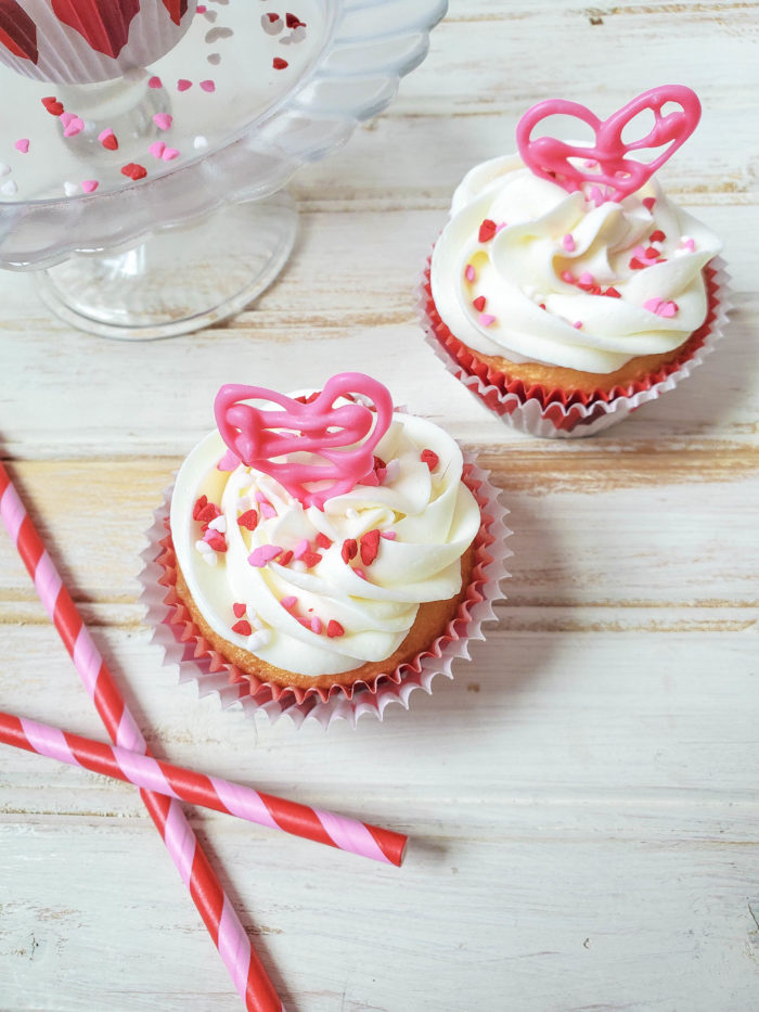 Valentine cupcake toppers