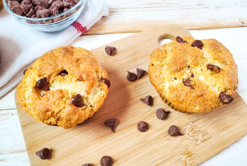 chocolate chip muffins with oil