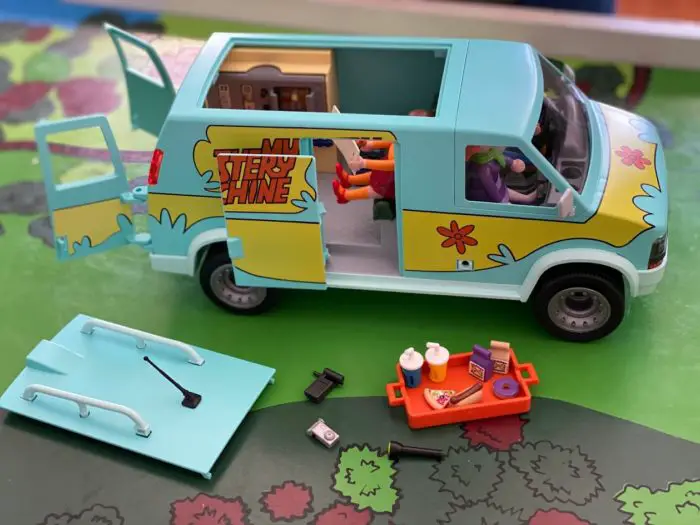 Solve Some Mysteries with the Brand NEW PLAYMOBIL SCOOBY-DOO Line!