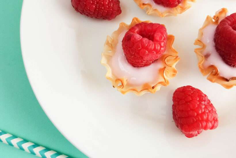 No Bake Raspberry Yogurt Tarts
