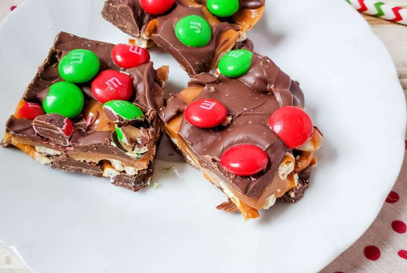 chocolate caramel pretzel bars