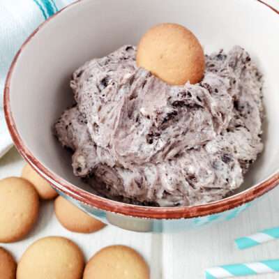 Oreo cookie dip is a super easy and delicious dessert dip recipe.