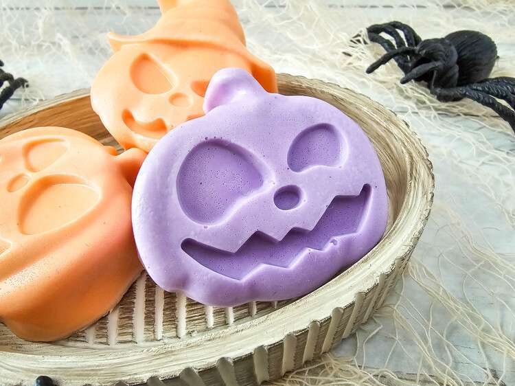 upclose of Jack O Lantern Vanilla Apple Soap Bars