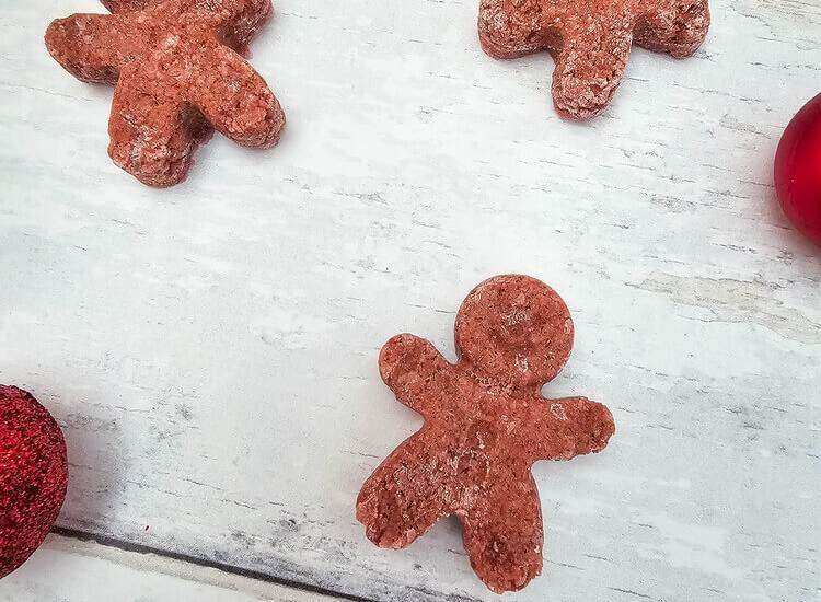Gingerbread Shower Bombs on a light wooden background