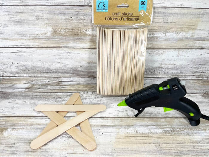 star made from craft sticks