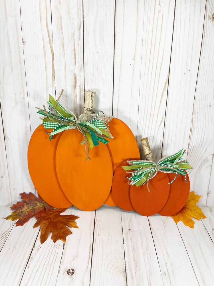 diy wood pumpkins on white wood background