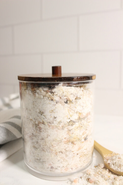 bath soak for sore muscles homemade in a jar