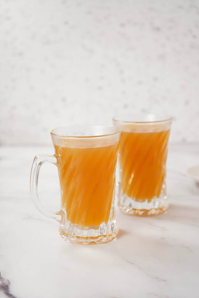 apple cider in the glasses