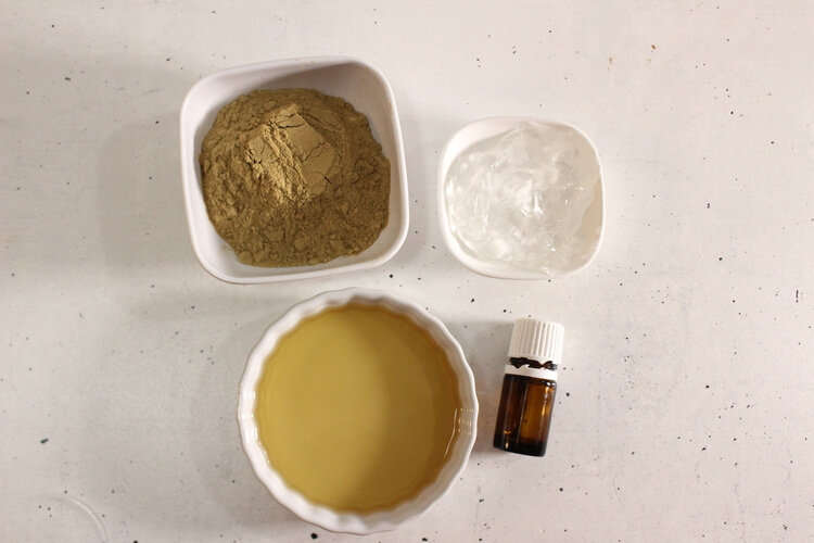 poison ivy paste diy ingredients on a table.