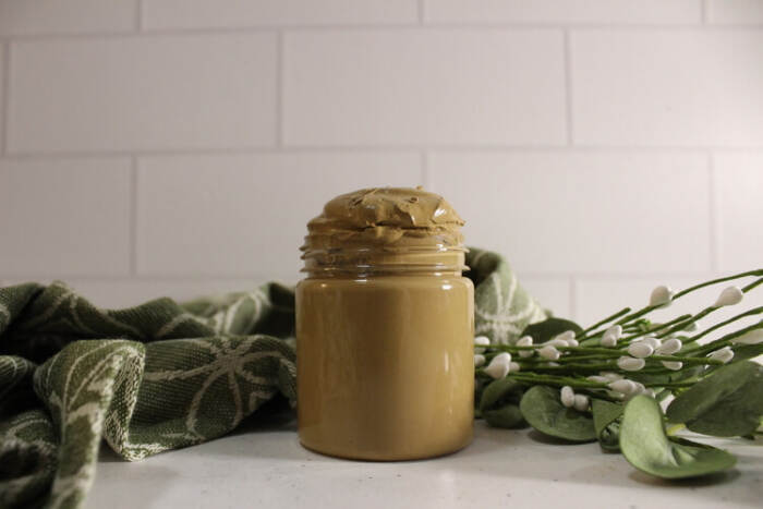 poison ivy paste diy in a jar.